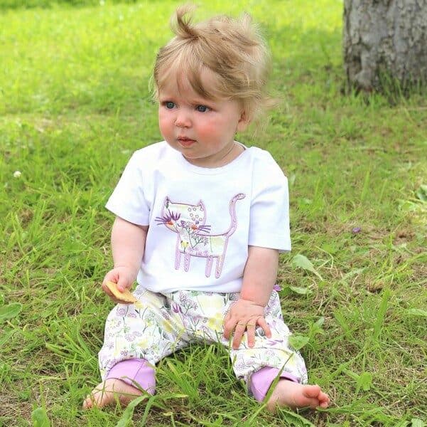 T-shirt gatto ricamato cotone bio